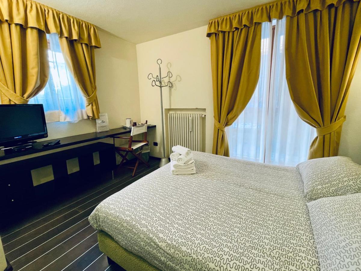 Hotel Nordend Gressoney-la-Trinité Kamer foto